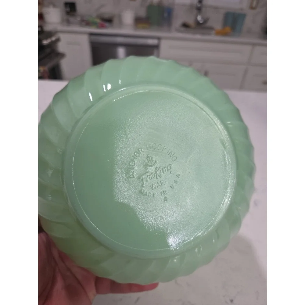 Fire King Jadeite Green Glass Swirl Mixing Bowl 9